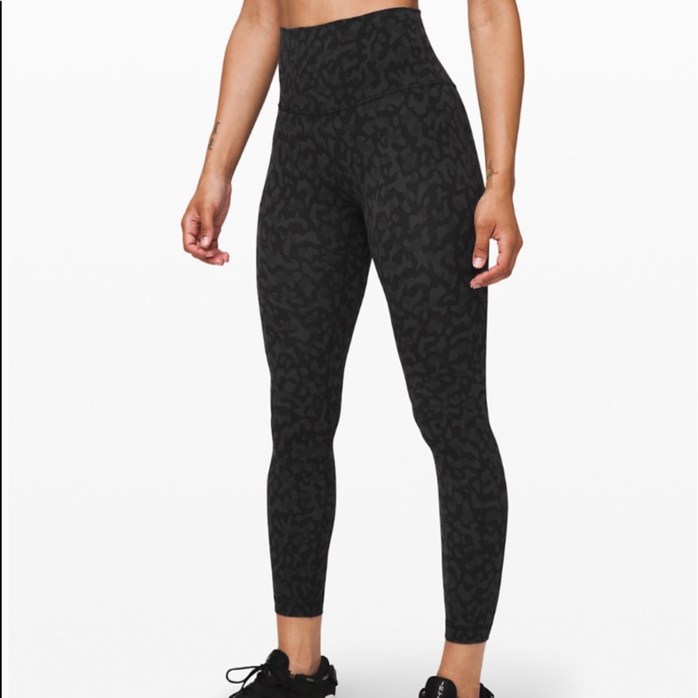 Lululemon Align pant 25” formation camo size 6